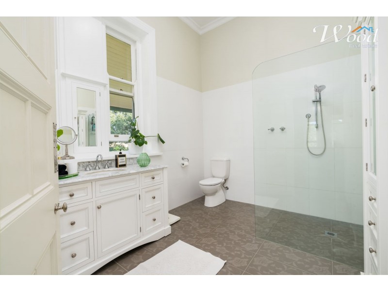 1212 Lake Road, Bethanga VIC 3691