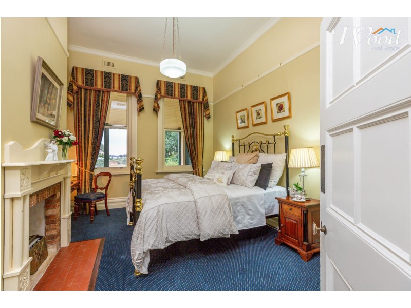 1212 Lake Road, Bethanga VIC 3691