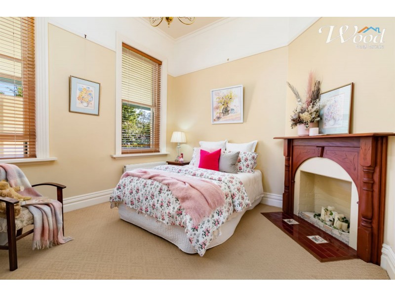 1212 Lake Road, Bethanga VIC 3691