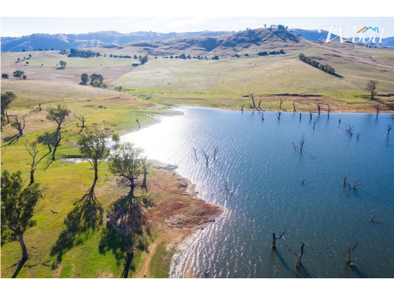 1212 Lake Road, Bethanga VIC 3691