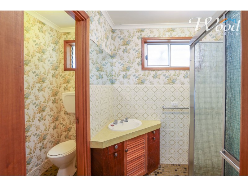 388 Robert Crt, Lavington NSW 2641