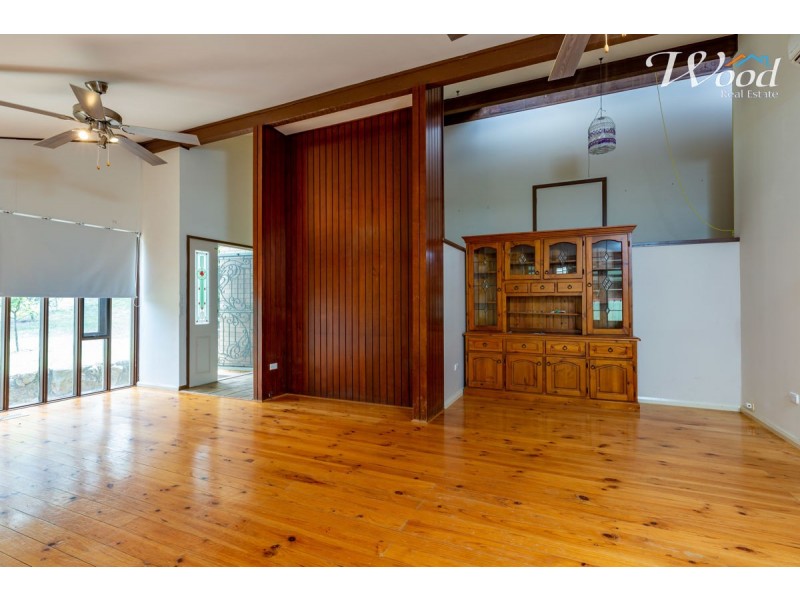 396 Reservoir Rd, Lavington NSW 2641