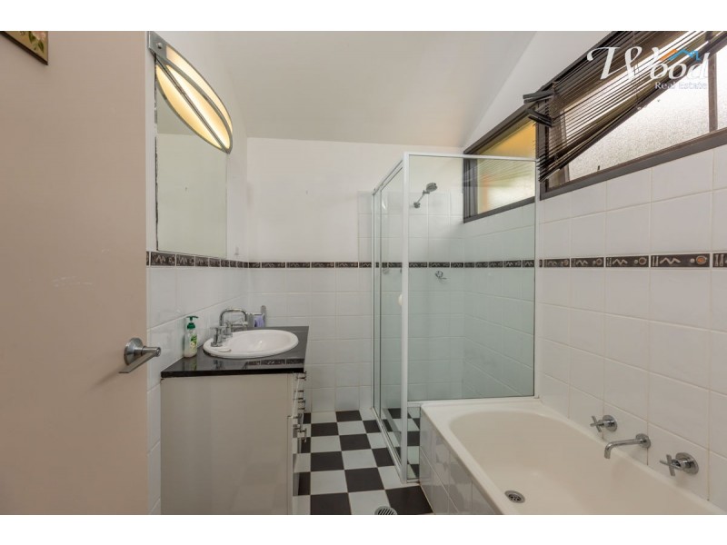 396 Reservoir Rd, Lavington NSW 2641