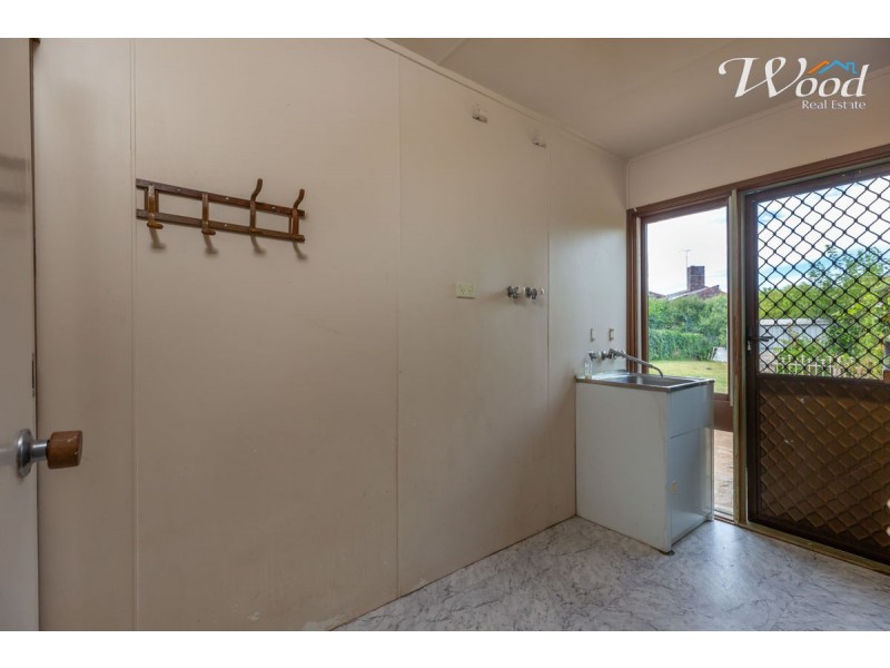 396 Reservoir Rd, Lavington NSW 2641