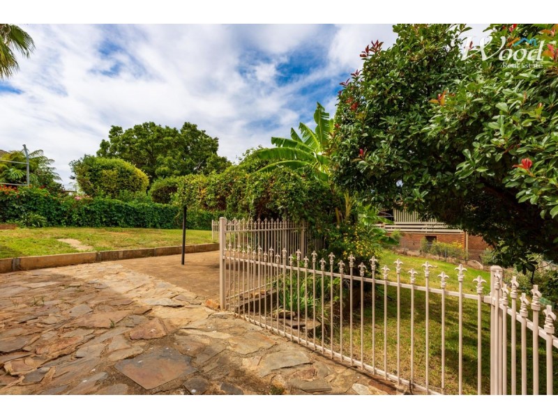 396 Reservoir Rd, Lavington NSW 2641