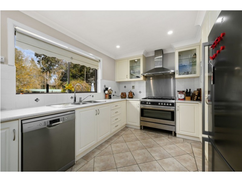 526 Lyne Street, Lavington NSW 2641