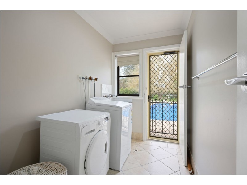 526 Lyne Street, Lavington NSW 2641