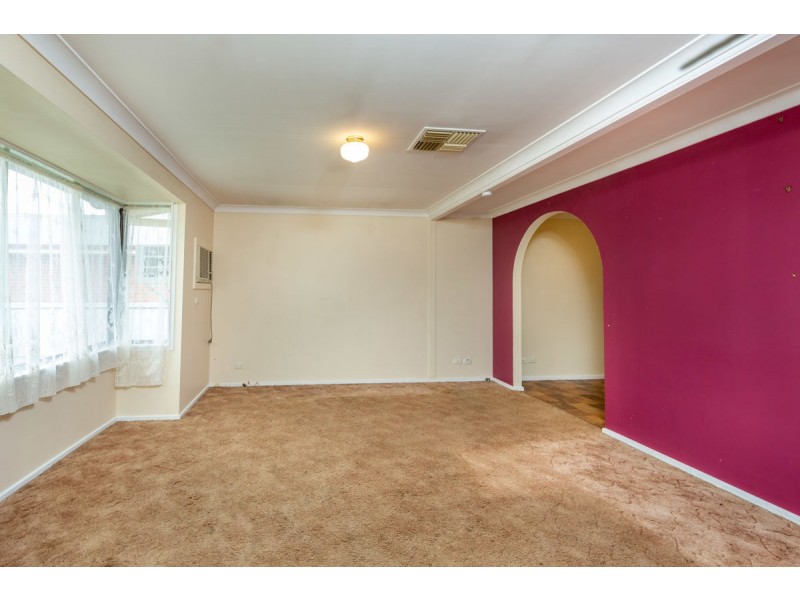 6 Third St, Henty NSW 2658