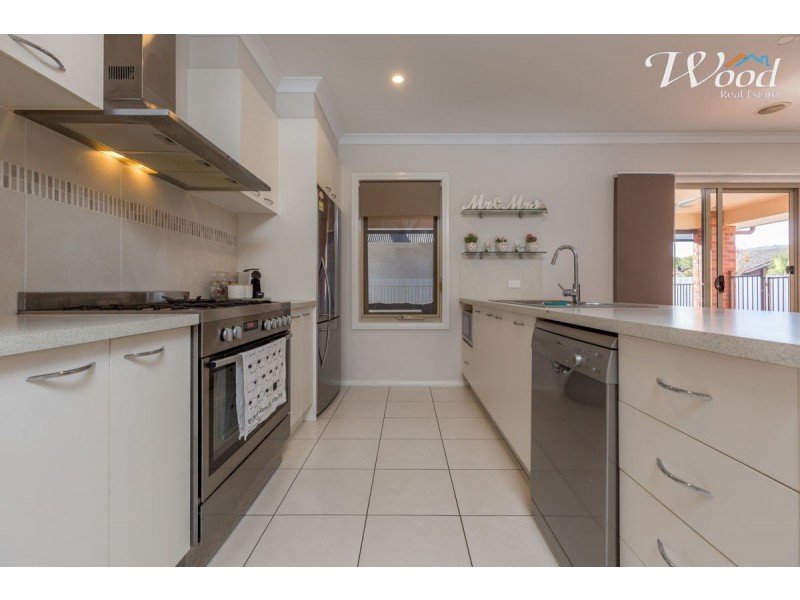 580 Manns St, Lavington NSW 2641