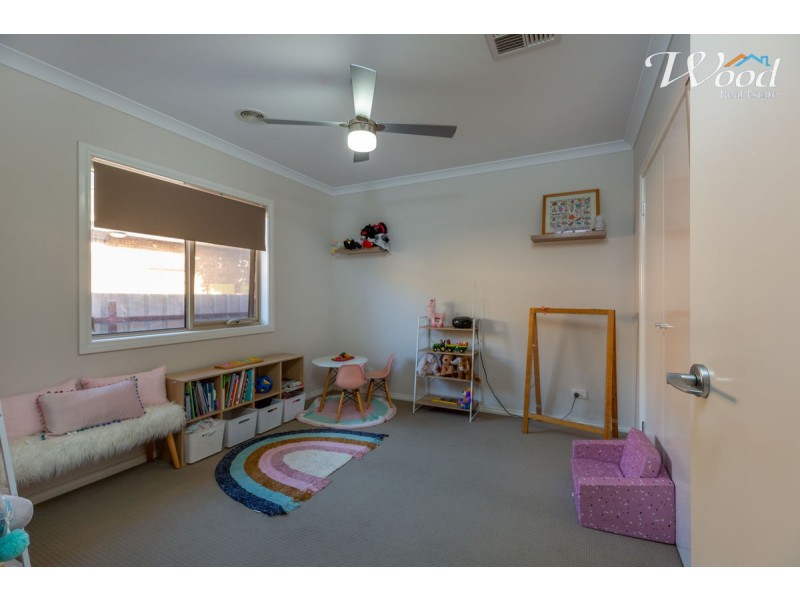 580 Manns St, Lavington NSW 2641