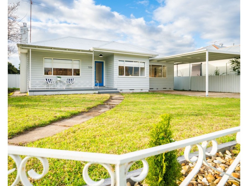 534 Marshall St, Lavington NSW 2641