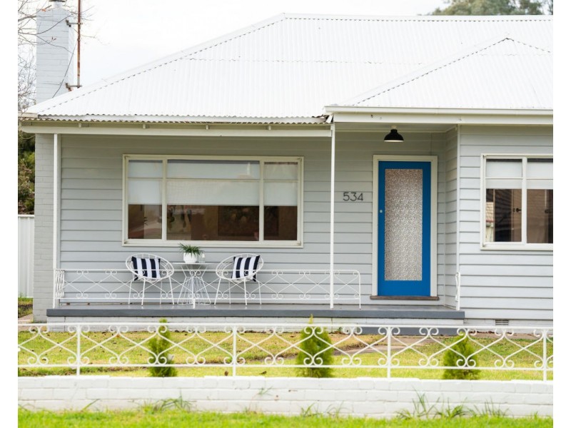 534 Marshall St, Lavington NSW 2641