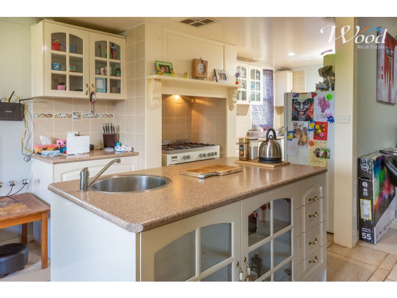 15 Sladen St, East, Henty NSW 2658