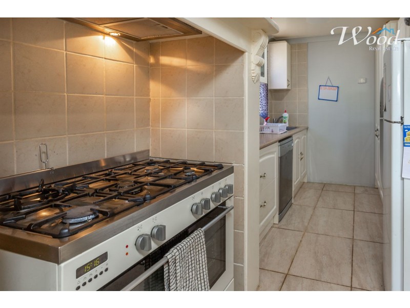 15 Sladen St, East, Henty NSW 2658