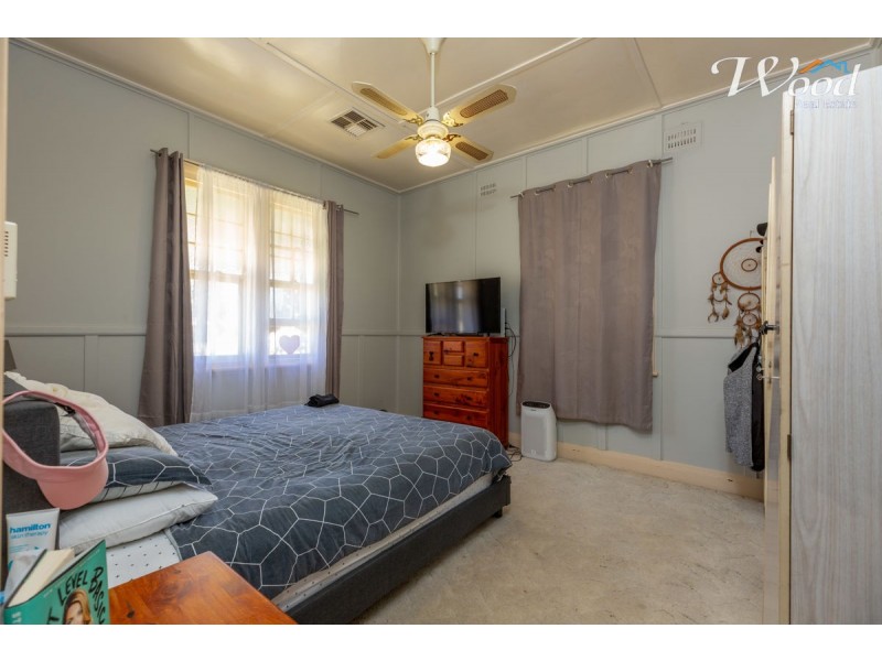 15 Sladen St, East, Henty NSW 2658