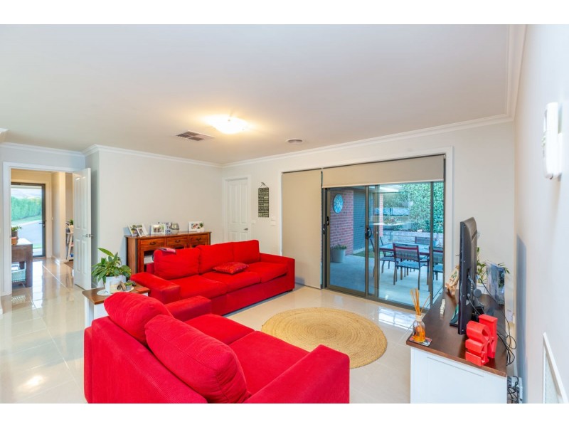 157 Whitebox Circ, Thurgoona NSW 2640