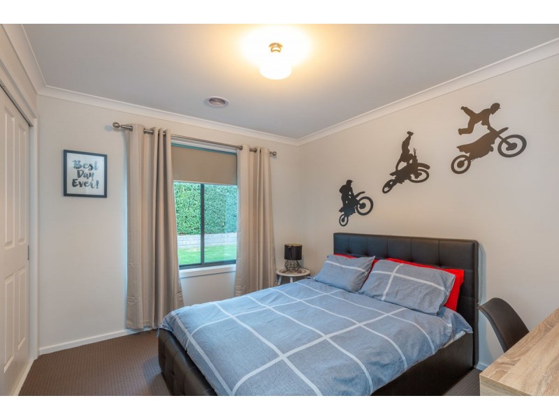 157 Whitebox Circ, Thurgoona NSW 2640