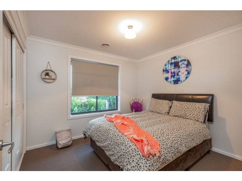 157 Whitebox Circ, Thurgoona NSW 2640