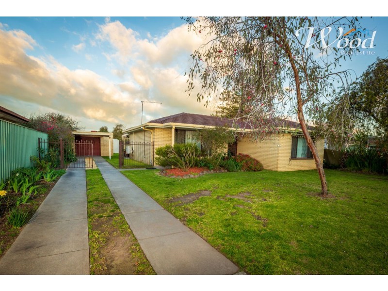 388 Dick Rd, Lavington NSW 2641