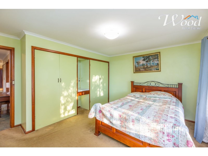388 Dick Rd, Lavington NSW 2641