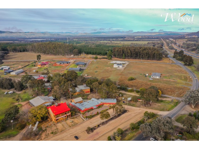577 Burma Rd, Table Top NSW 2640