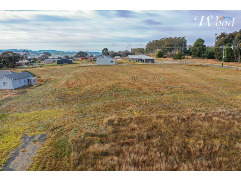 577 Burma Rd, Table Top NSW 2640