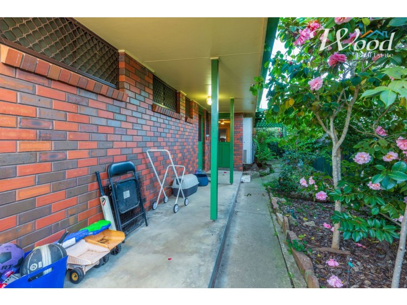 365 Shirleen Cres, Lavington NSW 2641