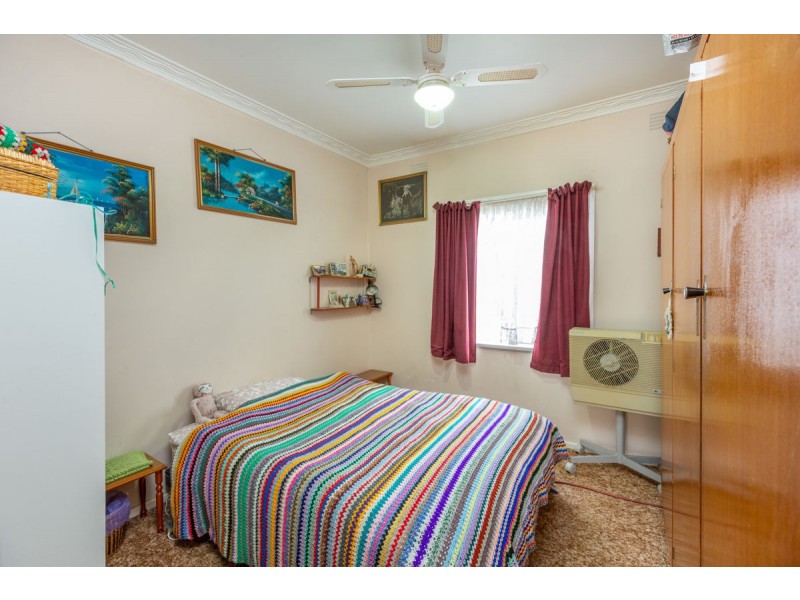 351 Parnall St, Lavington NSW 2641