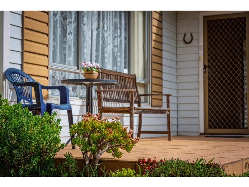 351 Parnall St, Lavington NSW 2641