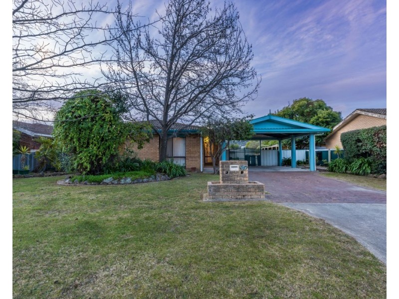 412 Schaefer St, Lavington NSW 2641