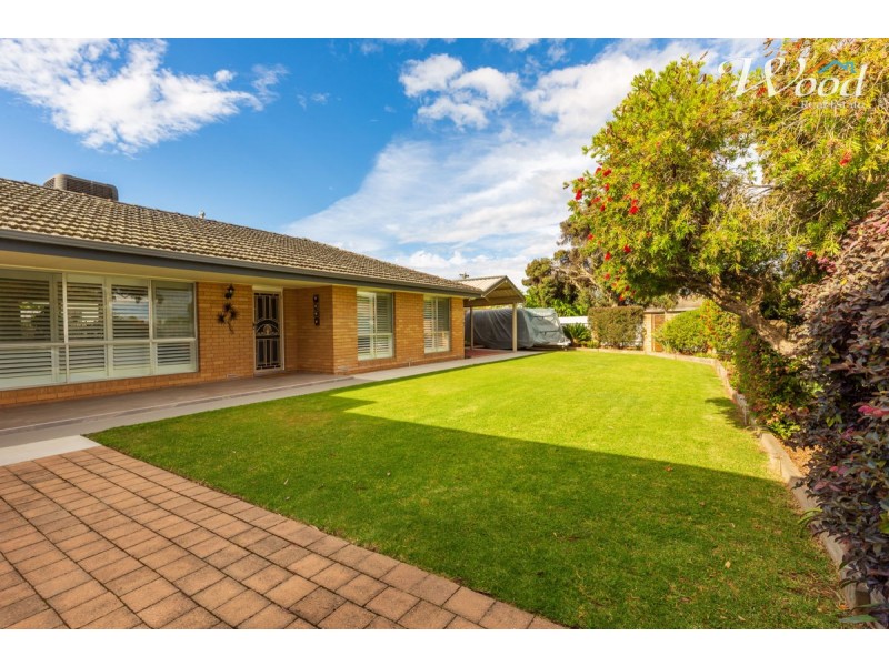 558 Schneider St, Lavington NSW 2641