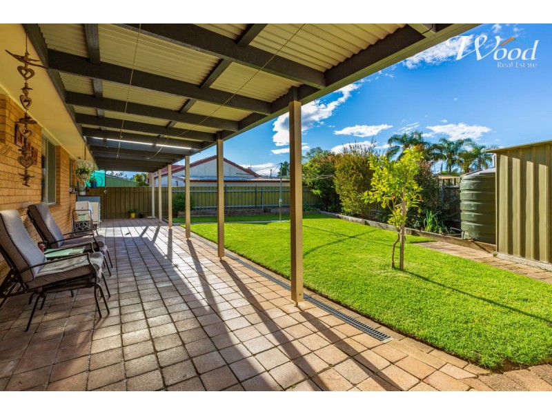 558 Schneider St, Lavington NSW 2641