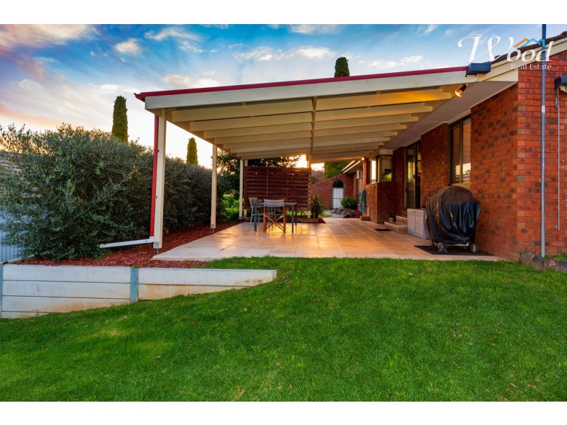 394 Halehaven Cres, Lavington NSW 2641