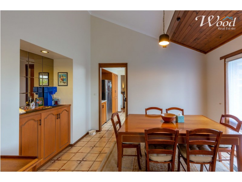 394 Halehaven Cres, Lavington NSW 2641