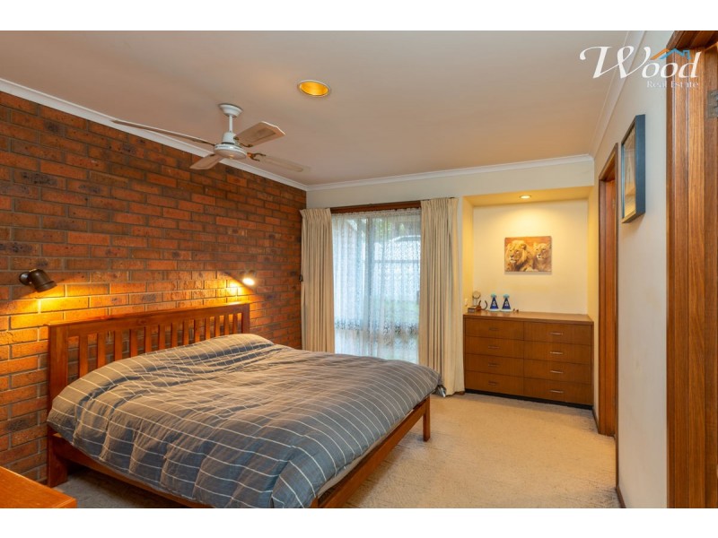 394 Halehaven Cres, Lavington NSW 2641