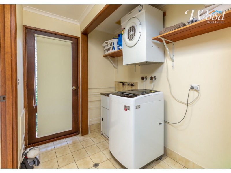 394 Halehaven Cres, Lavington NSW 2641