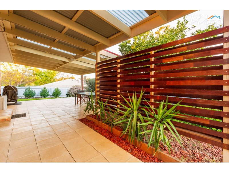 394 Halehaven Cres, Lavington NSW 2641
