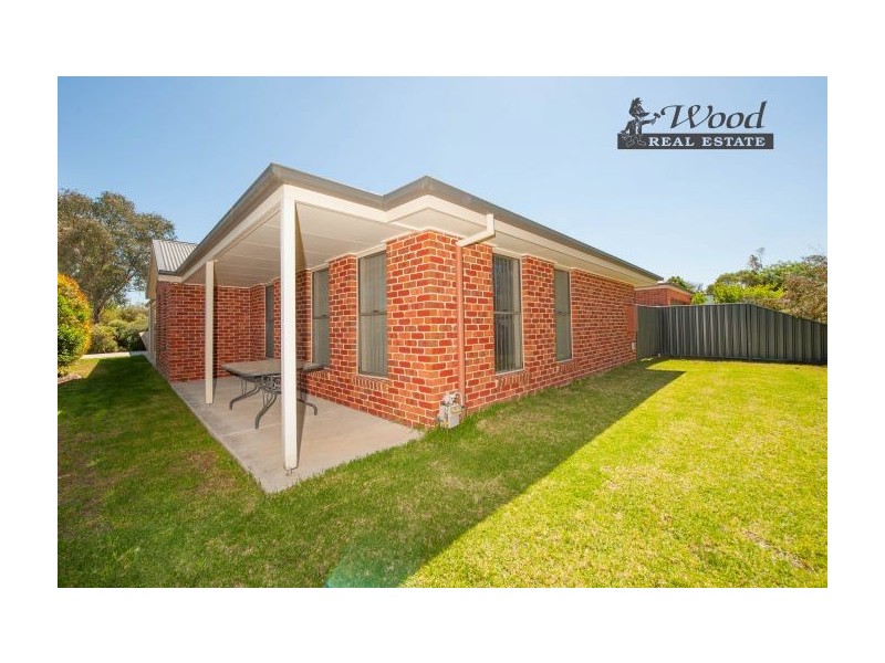 80 Huon St, Jindera NSW 2642