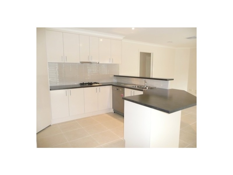 78 Huon St, Jindera NSW 2642