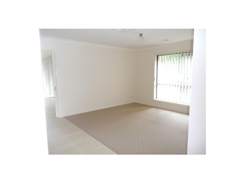 78 Huon St, Jindera NSW 2642