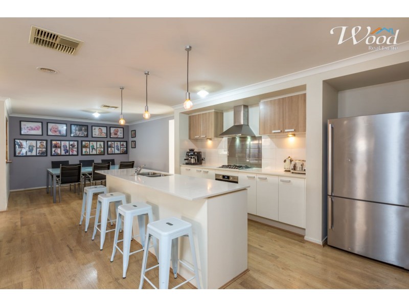 10 Britton Crt, Jindera NSW 2642