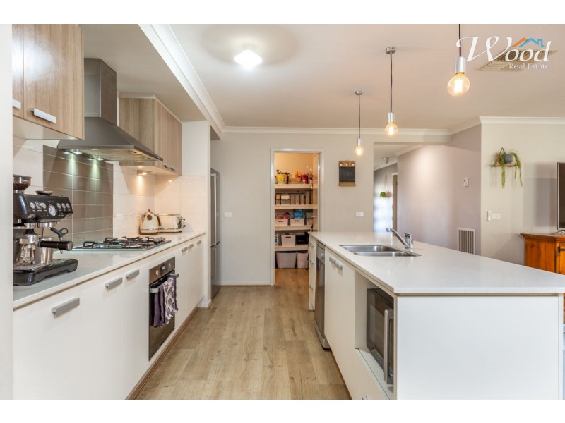 10 Britton Crt, Jindera NSW 2642