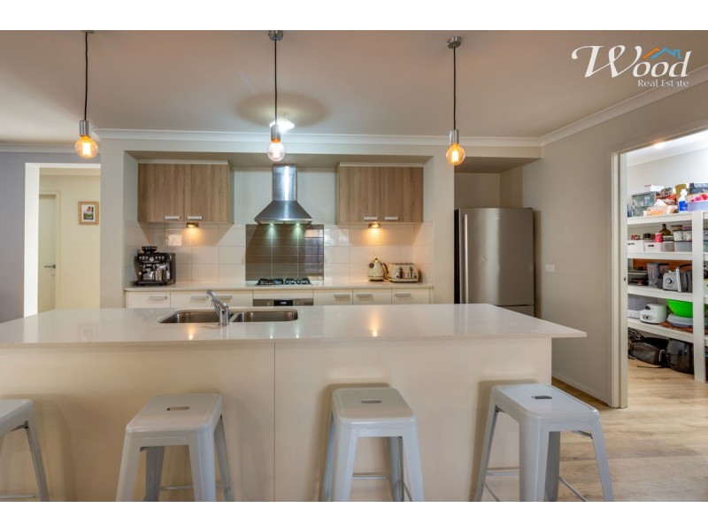 10 Britton Crt, Jindera NSW 2642