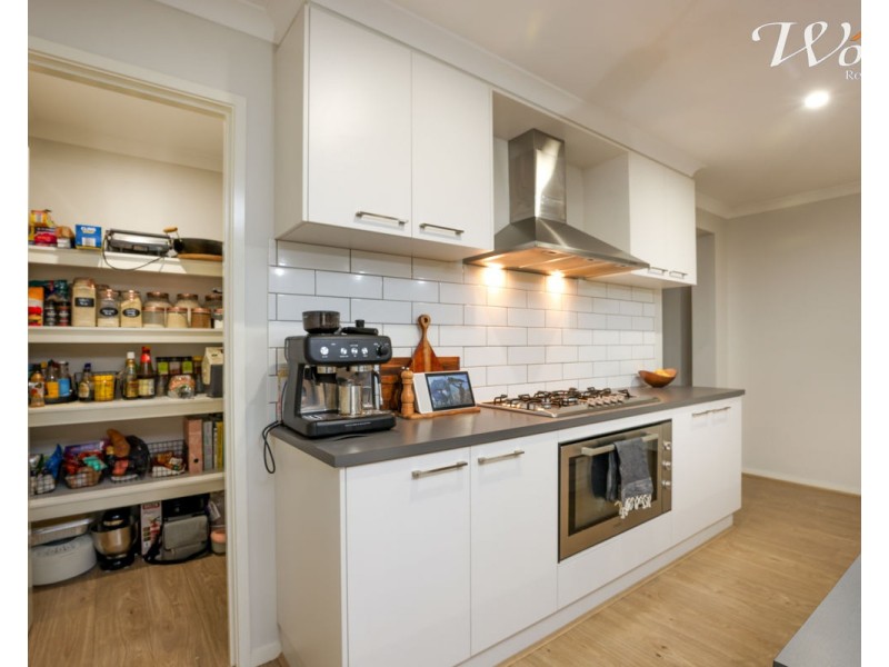 112 Pioneer Drive, Jindera NSW 2642
