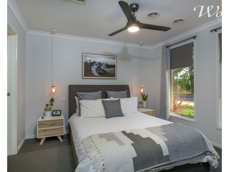 112 Pioneer Drive, Jindera NSW 2642