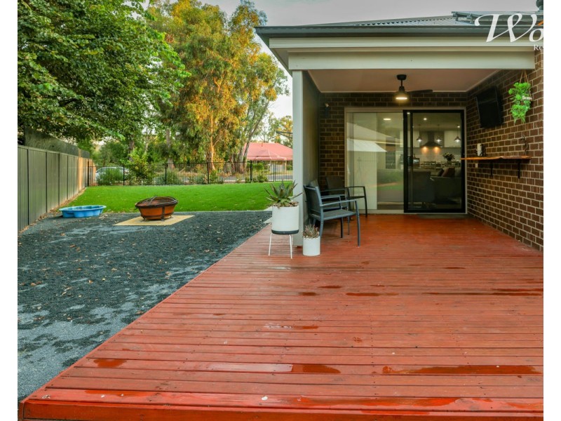 112 Pioneer Drive, Jindera NSW 2642