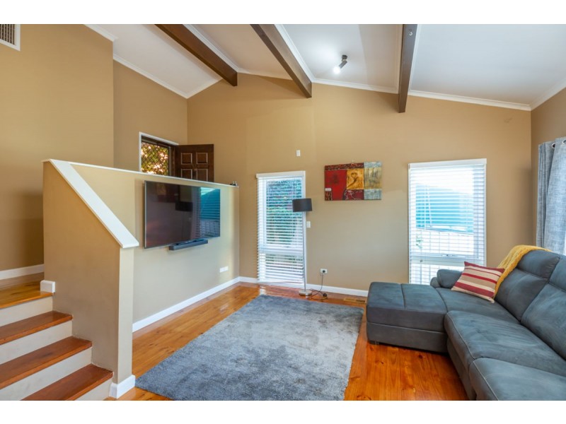 657 Briardale Rd, Lavington NSW 2641