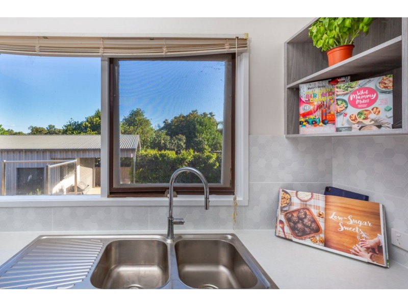 657 Briardale Rd, Lavington NSW 2641