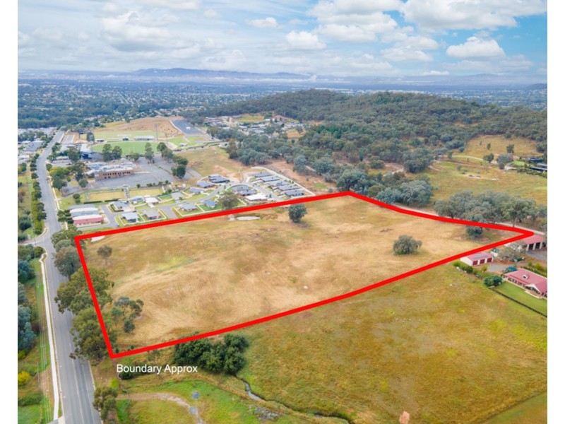 841 Centaur Rd, Hamilton Valley NSW 2641