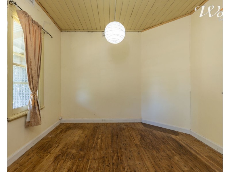 30 South St, Henty NSW 2658